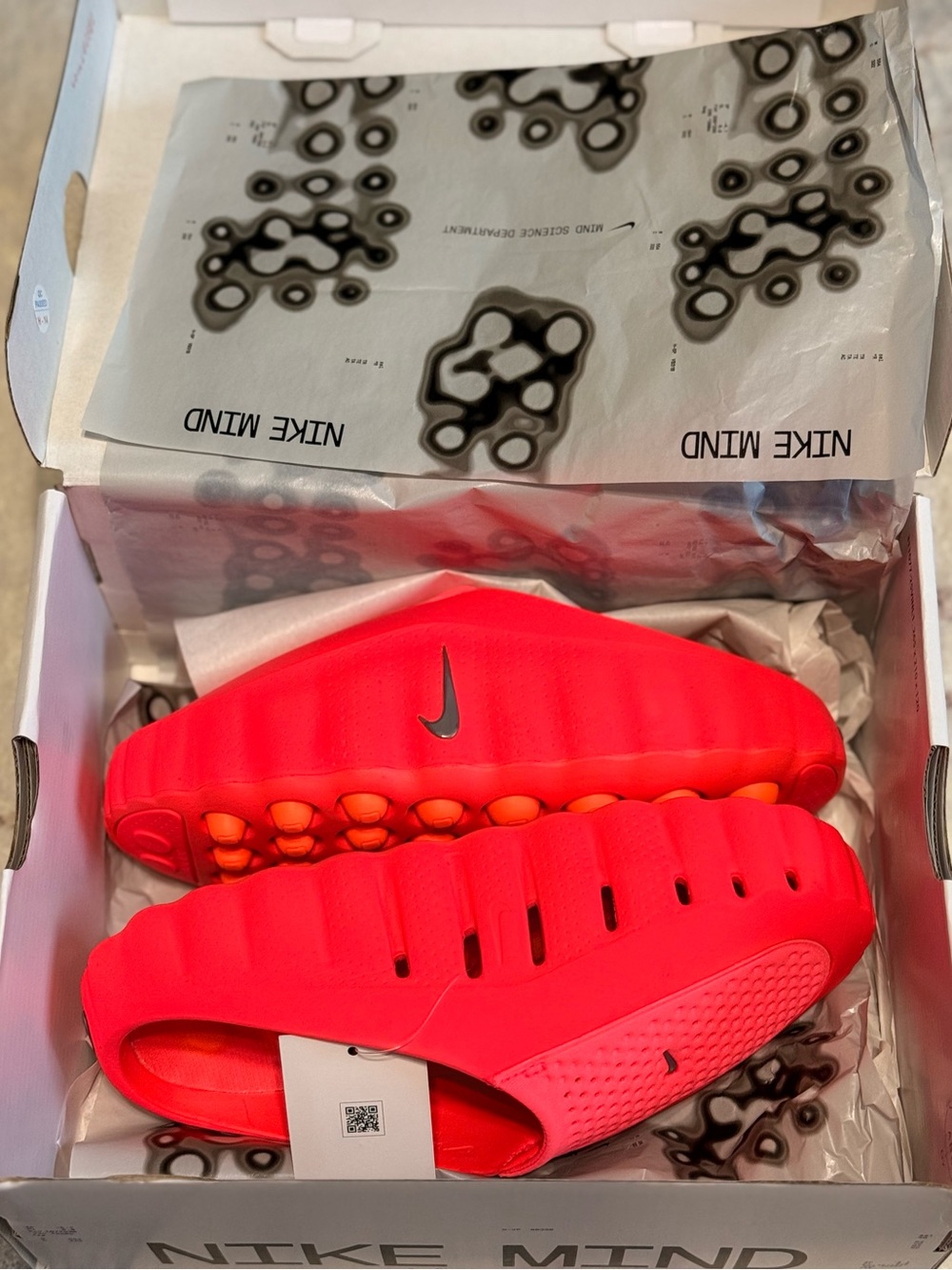 New Nike Mind 001 Mules (Unisex Size: Women's 6 / Men's 4.5) - Solar Red/Chrome - Picture 4 of 8